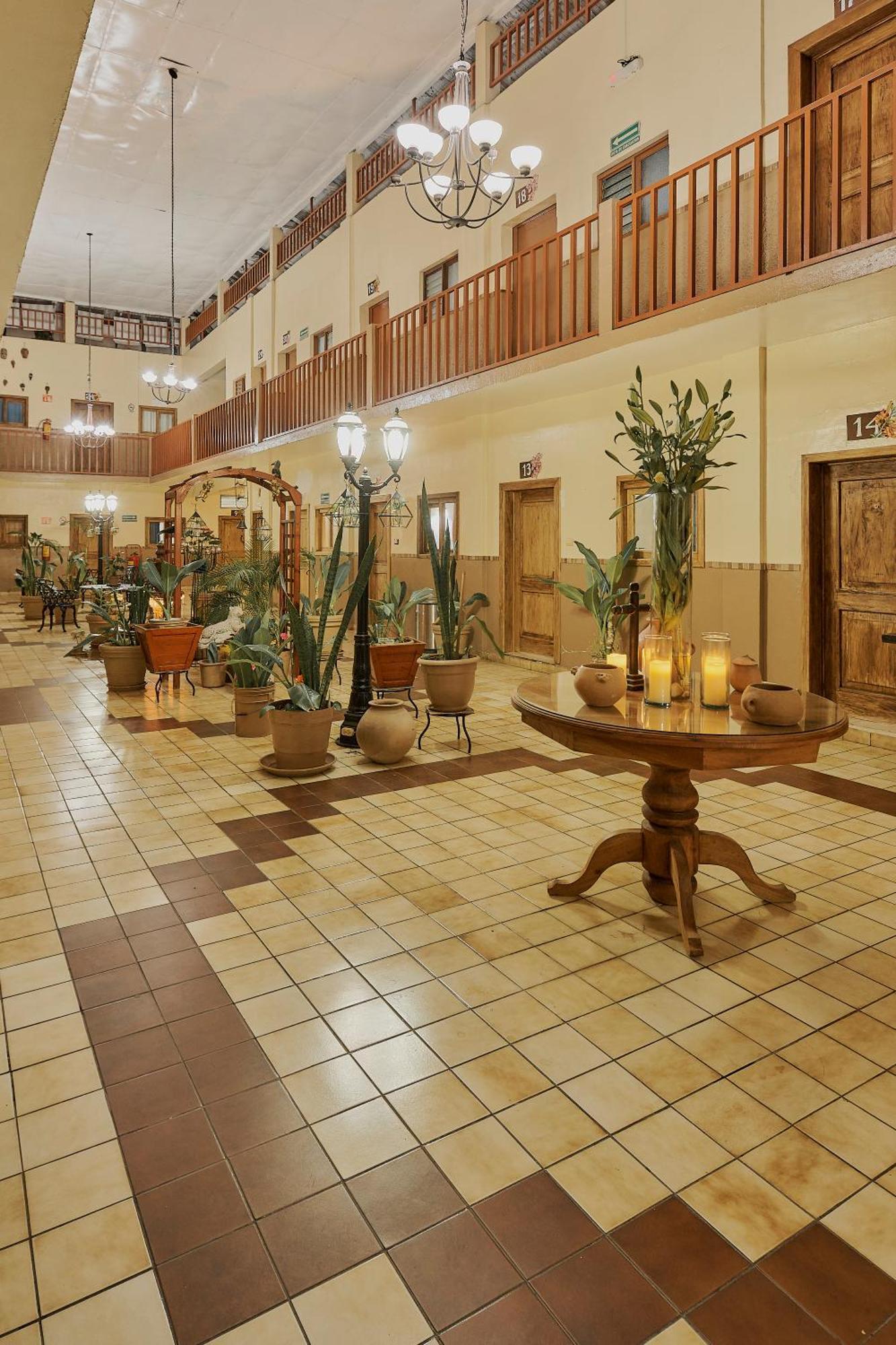 Hotel Cervantino Tapachula Exterior foto